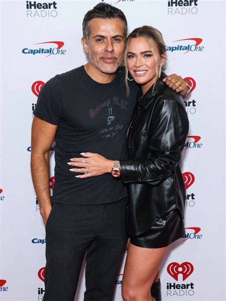 
Who Is Edwin Arroyave? Details On Actress Teddi Mellencamp Beloved Husband And The Owner Of Skyline Security 
